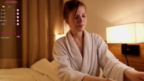 VICTORIA online show from 11.20.25