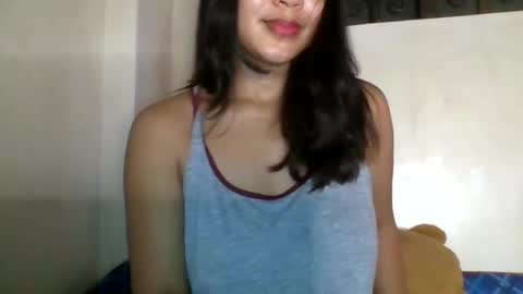 Snapshot of 1smile4u chatting on 05.26.26 1smile4u online show from 05.26.26