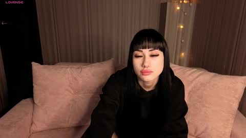 Kate online show from 02.14.26