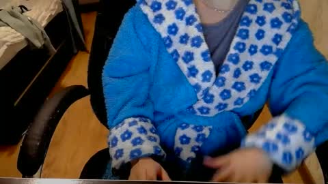 1your_hot_girls online show from 02.15.25