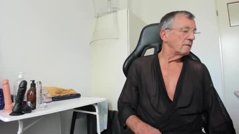 Henk online show from 09.30.25