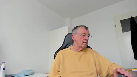 Henk online show from 03.11.26