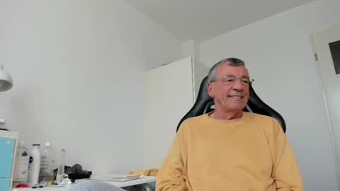 Henk online show from 04.05.26