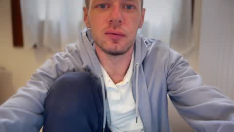 Snapshot of 2017ssseeexxx chatting on 12.04.24 Romano online show from 12.04.24