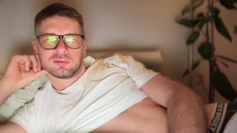 Snapshot of 2017ssseeexxx chatting on 01.08.25 Romano online show from 01.08.25