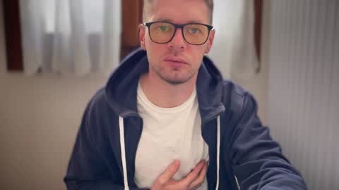 Snapshot of 2017ssseeexxx chatting on 01.17.25 Romano online show from 01.17.25