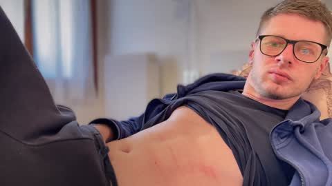 Snapshot of 2017ssseeexxx chatting on 01.24.25 Romano online show from 01.24.25