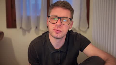 Snapshot of 2017ssseeexxx chatting on 01.26.25 Romano online show from 01.26.25