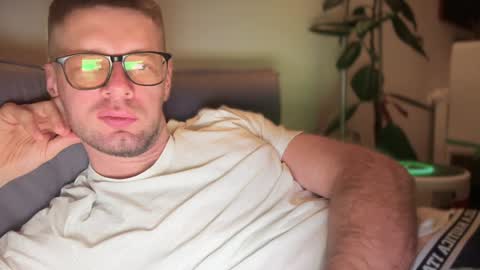 Snapshot of 2017ssseeexxx chatting on 02.03.25 Romano online show from 02.03.25