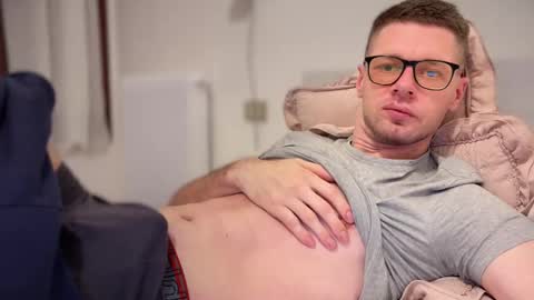 Snapshot of 2017ssseeexxx chatting on 02.11.25 Romano online show from 02.11.25