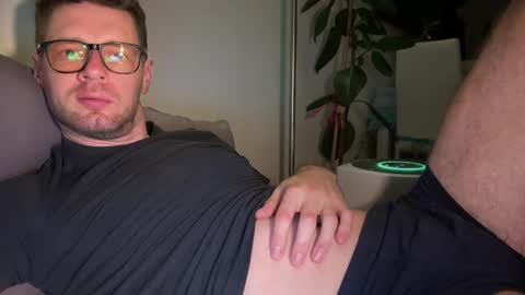 Snapshot of 2017ssseeexxx chatting on 02.22.25 Romano online show from 02.22.25