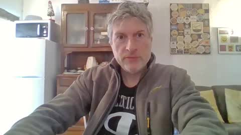 22esserre online show from 03.05.25