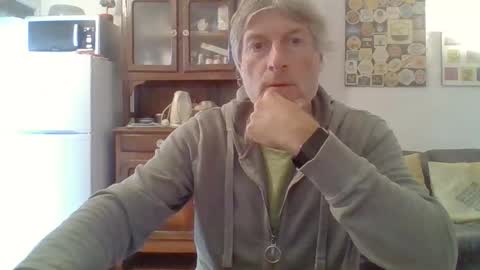 22esserre online show from 10.02.25