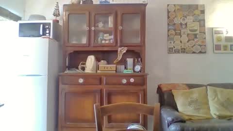 22esserre online show from 10.09.25