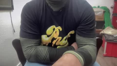 Snapshot of 2addictivelyhorny chatting on 01.19.25 Jake n Judy online show from 01.19.25