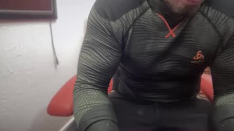 Snapshot of 2addictivelyhorny chatting on 01.20.25 Jake n Judy online show from 01.20.25