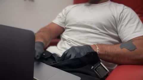 Snapshot of 2addictivelyhorny chatting on 03.10.25 Jake n Judy online show from 03.10.25