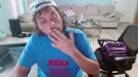 Snapshot of 2dirtyhillbillies chatting on 07.19.26 ThrillBilly online show from 07.19.26