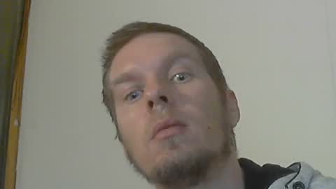 Snapshot of 2small4you83 chatting on 12.19.24 2small4you83 online show from 12.19.24