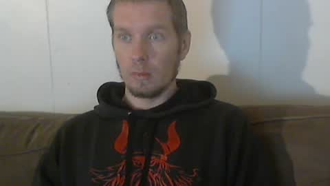 Snapshot of 2small4you83 chatting on 12.19.24 2small4you83 online show from 12.19.24