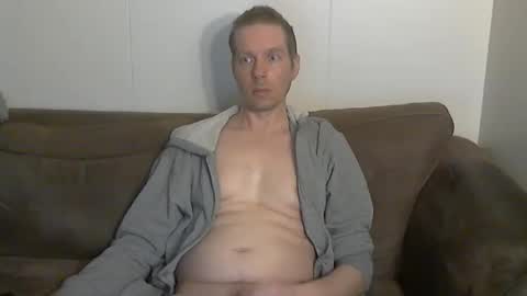 2small4you83 online show from 03.09.26