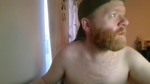 Snapshot of 33uk3 chatting on 02.21.25 33UK online show from 02.21.25