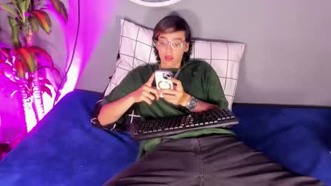 Snapshot of 360enmedallo chatting on 11.03.25 360enmedallo online show from 11.03.25