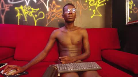 Snapshot of 3decorazon chatting on 12.14.24 3decorazon online show from 12.14.24