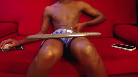 Snapshot of 3decorazon chatting on 12.16.24 3decorazon online show from 12.16.24