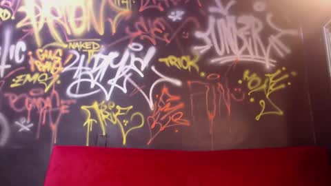 Snapshot of 3decorazon chatting on 12.30.24 3decorazon online show from 12.30.24