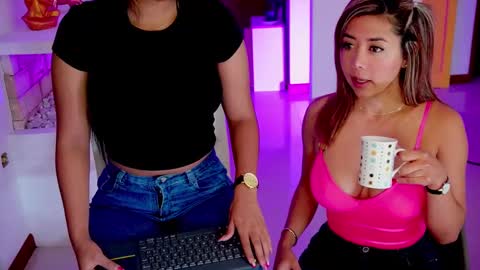 Snapshot of 3kam_amazonian chatting on 03.06.25 independent model online show from 03.06.25