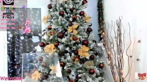 Ella online show from 12.24.24