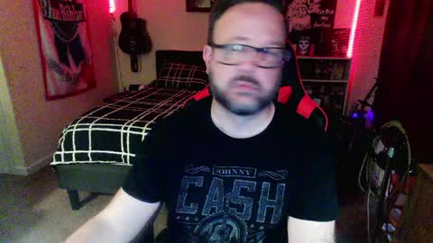 Snapshot of 3ndlessmike chatting on 05.04.26 3ndlessmike online show from 05.04.26