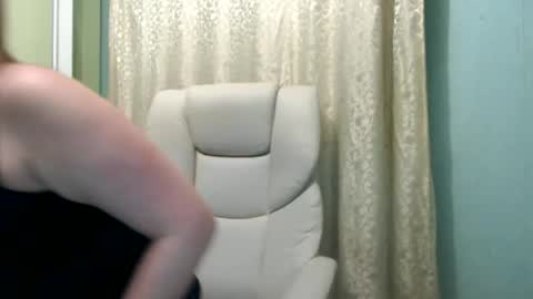Snapshot of 3sweetcandy3 chatting on 06.19.26 3sweetcandy3 online show from 06.19.26