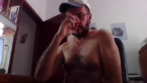 Snapshot of 40taopeludo chatting on 11.17.25 40taopeludo online show from 11.17.25