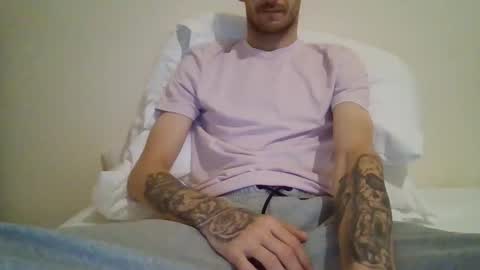 420feetloverr420 online show from 09.19.25