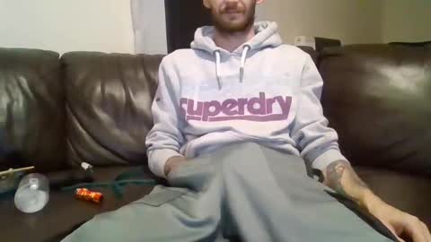 420feetloverr420 online show from 10.16.25