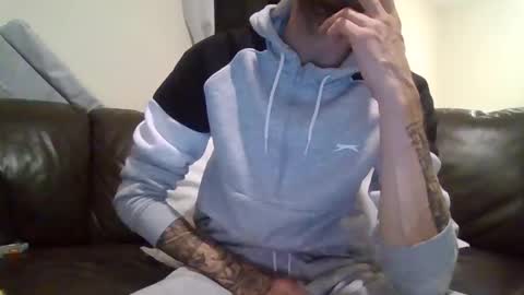 420feetloverr420 online show from 10.17.25