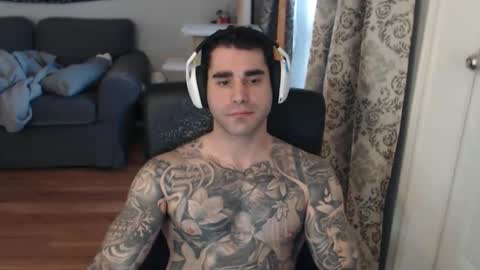 Snapshot of 420randomguy chatting on 03.12.26 Anomander Rake online show from 03.12.26