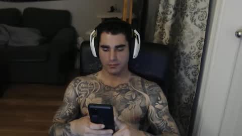 Snapshot of 420randomguy chatting on 04.18.26 Anomander Rake online show from 04.18.26