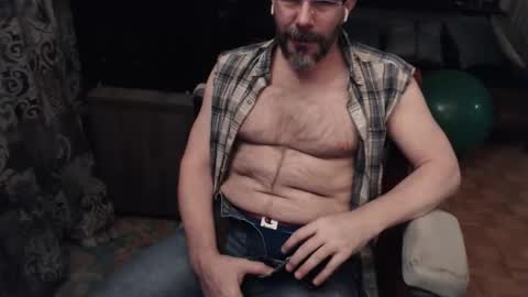 Snapshot of 420seducer chatting on 04.15.26 420Seducer online show from 04.15.26