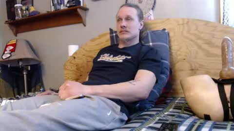 Snapshot of 420st chatting on 03.08.25 font size 3 FUN WITH DICK AND MARY JANEfont online show from 03.08.25