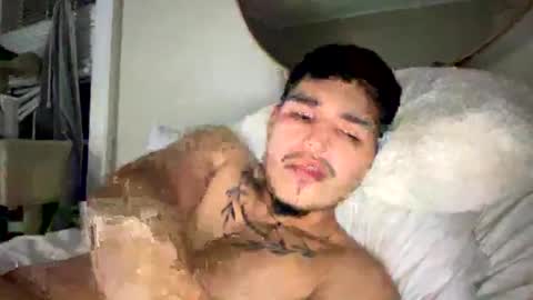 Snapshot of 4ngelbad_boy chatting on 04.18.26 4ngelbad_boy online show from 04.18.26