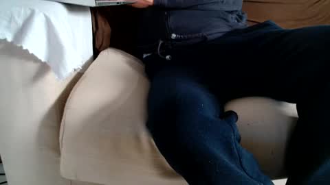 F E L I X -  -  F O ll O W      M E  online show from 01.03.25