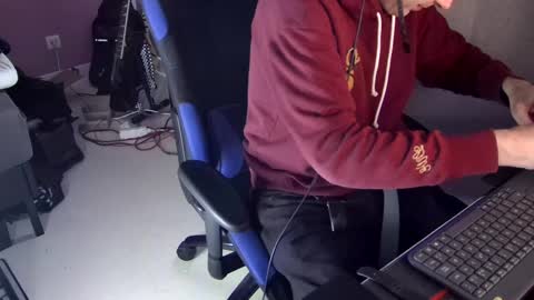 Snapshot of 55hotgboy chatting on 02.02.25 Larese Carlo online show from 02.02.25