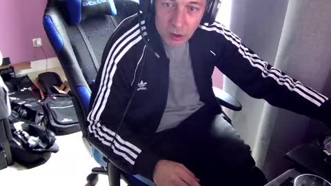 Snapshot of 55hotgboy chatting on 02.10.25 Larese Carlo online show from 02.10.25