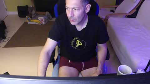 Snapshot of 55hotgboy chatting on 10.29.25 Larese Carlo online show from 10.29.25