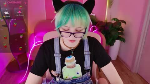 Snapshot of 666_marshmallow chatting on 05.02.26 Marsi online show from 05.02.26