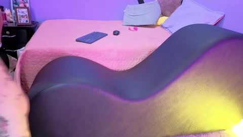 Lilith  Sofi online show from 10.02.25