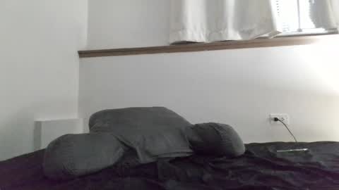 Snapshot of 6_5_with_abs chatting on 10.19.25 6_5_with_abs online show from 10.19.25